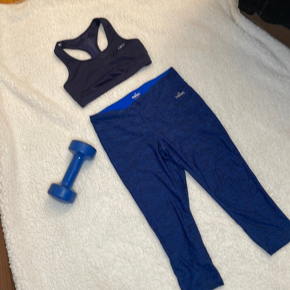 Spalding Dry Fit Capri Workout Leggings